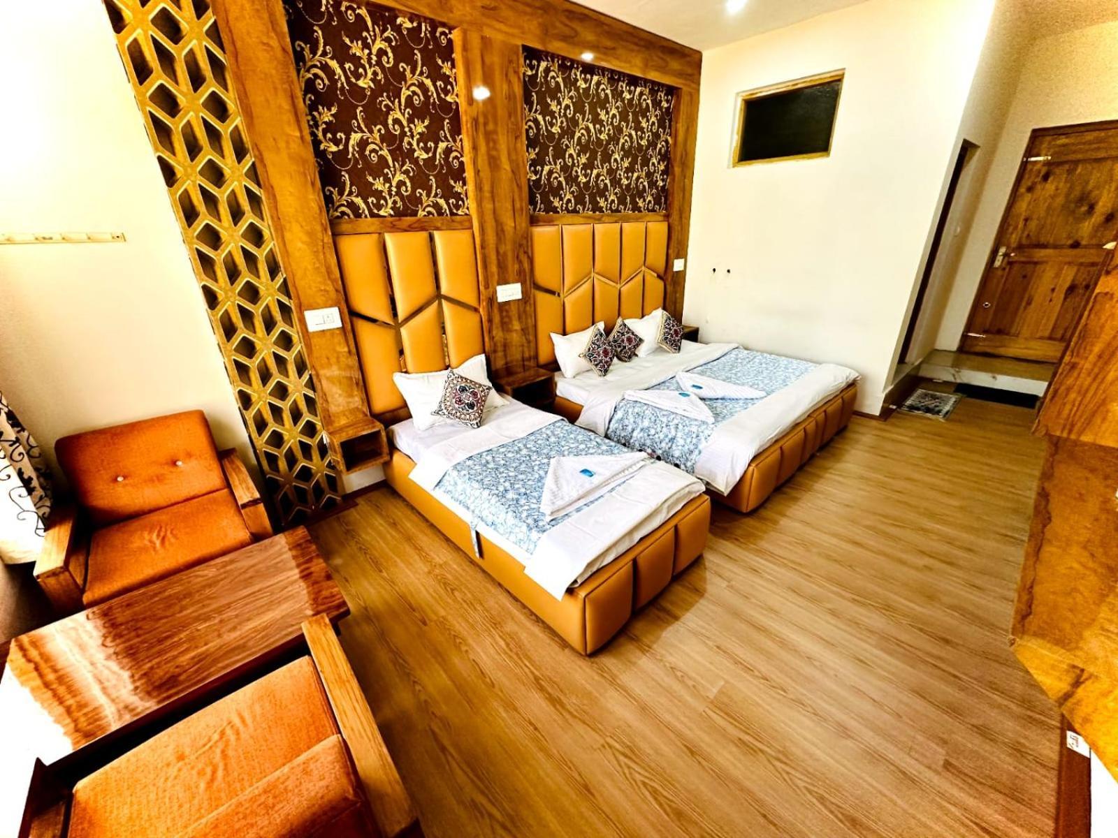 Hotel Gs Residency