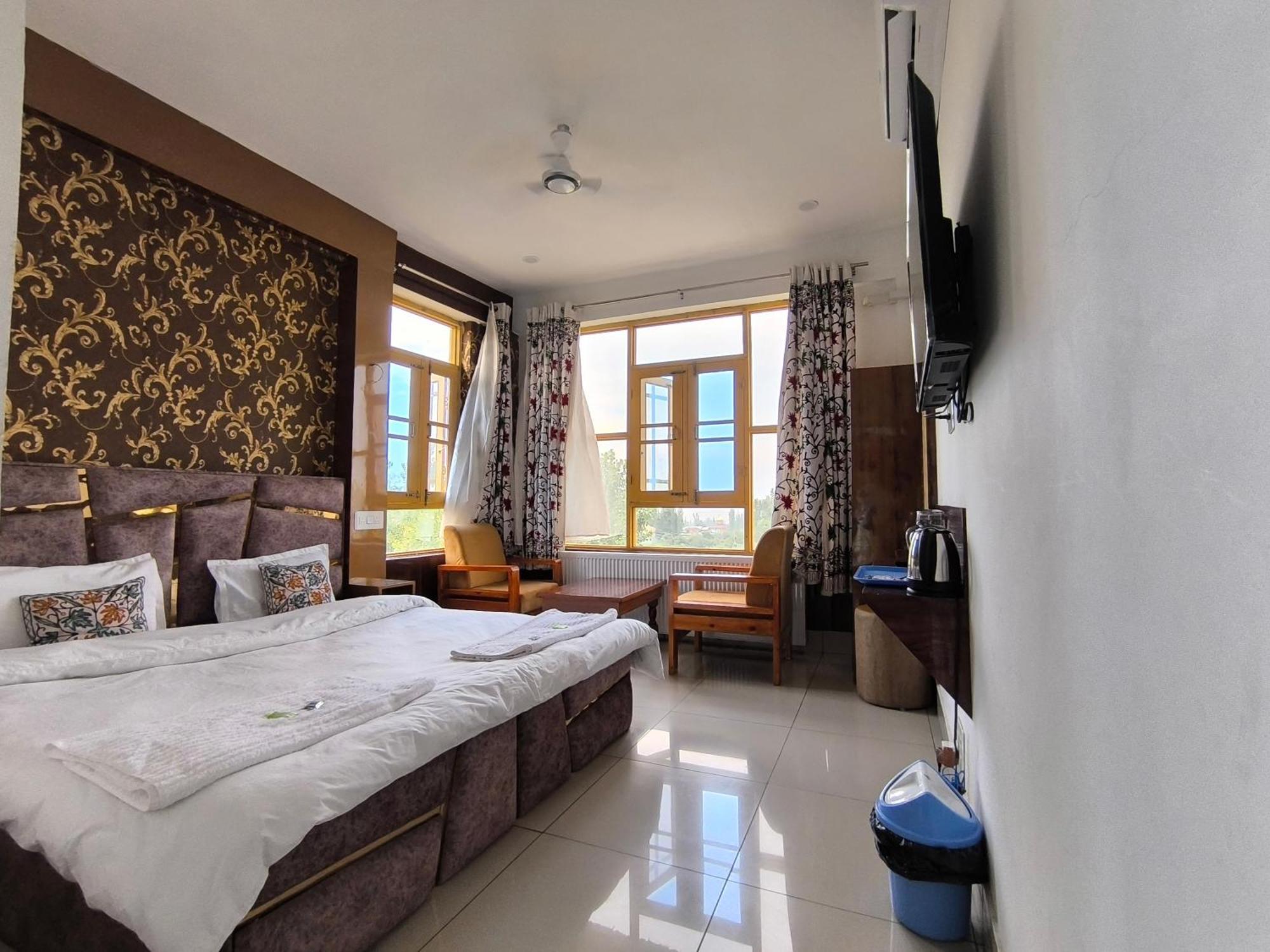 Gs Residency Hotel 3*