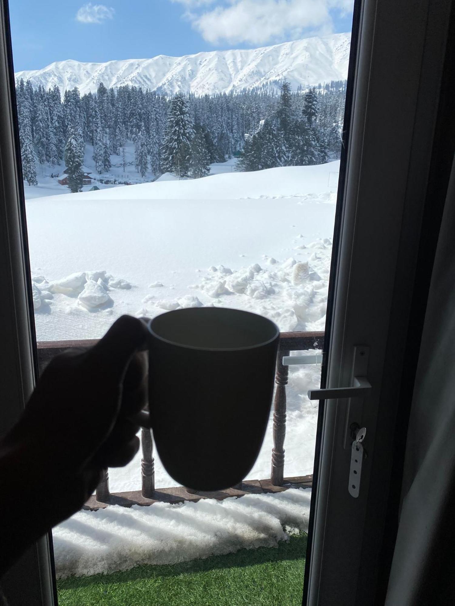 Woods By Pattern 3* Gulmarg