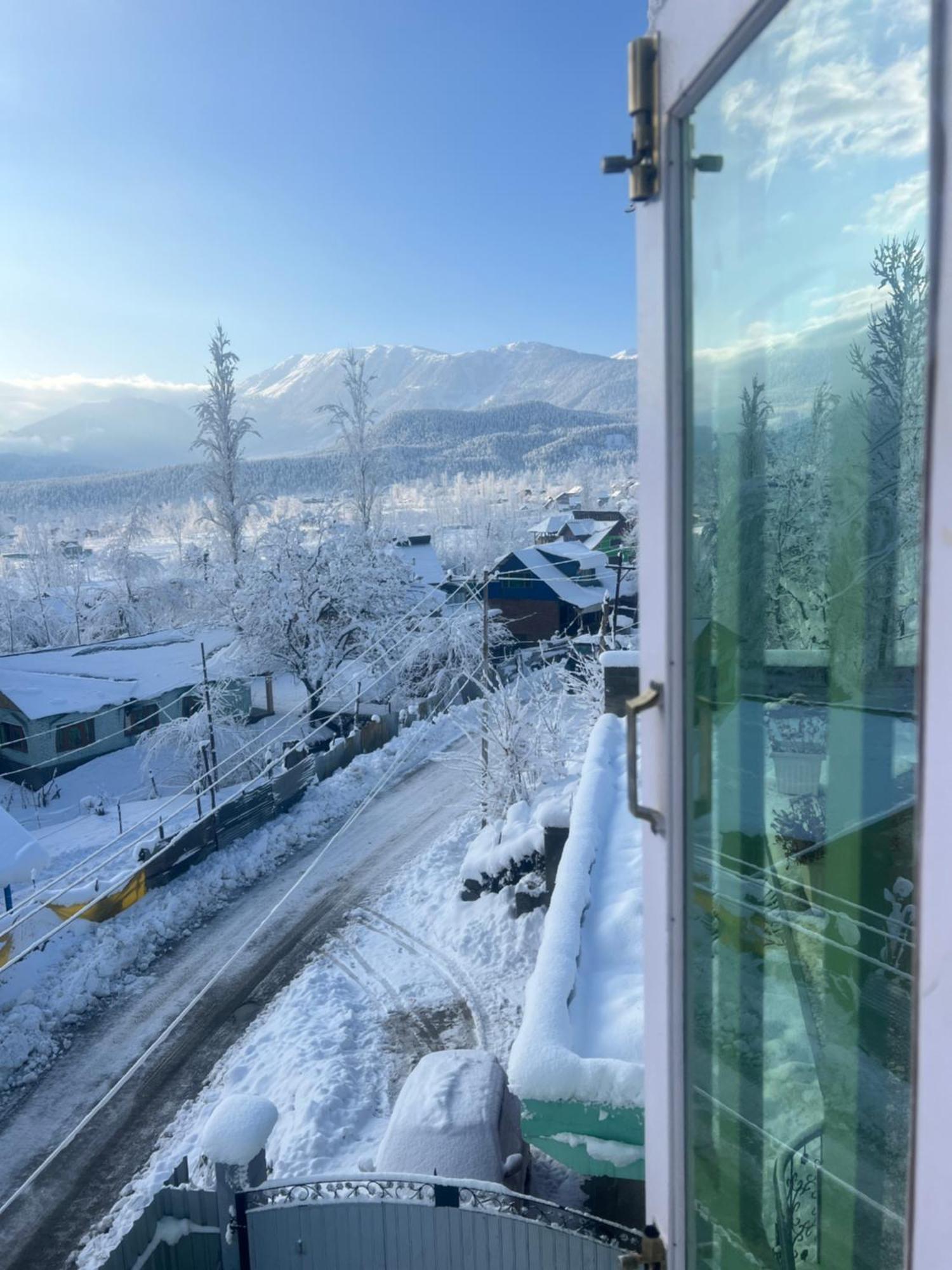 Everest Guest house *