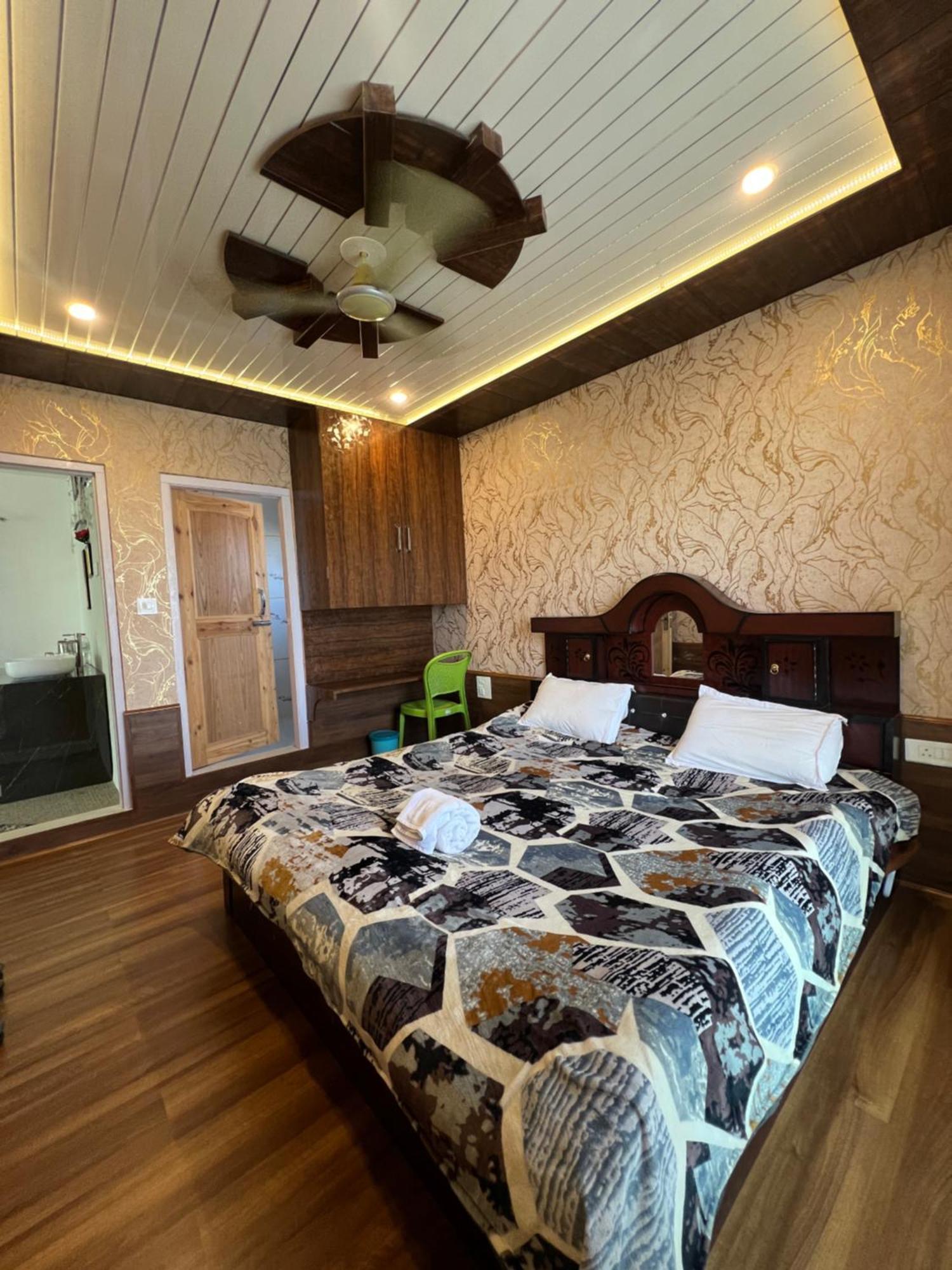 Everest Gulmarg