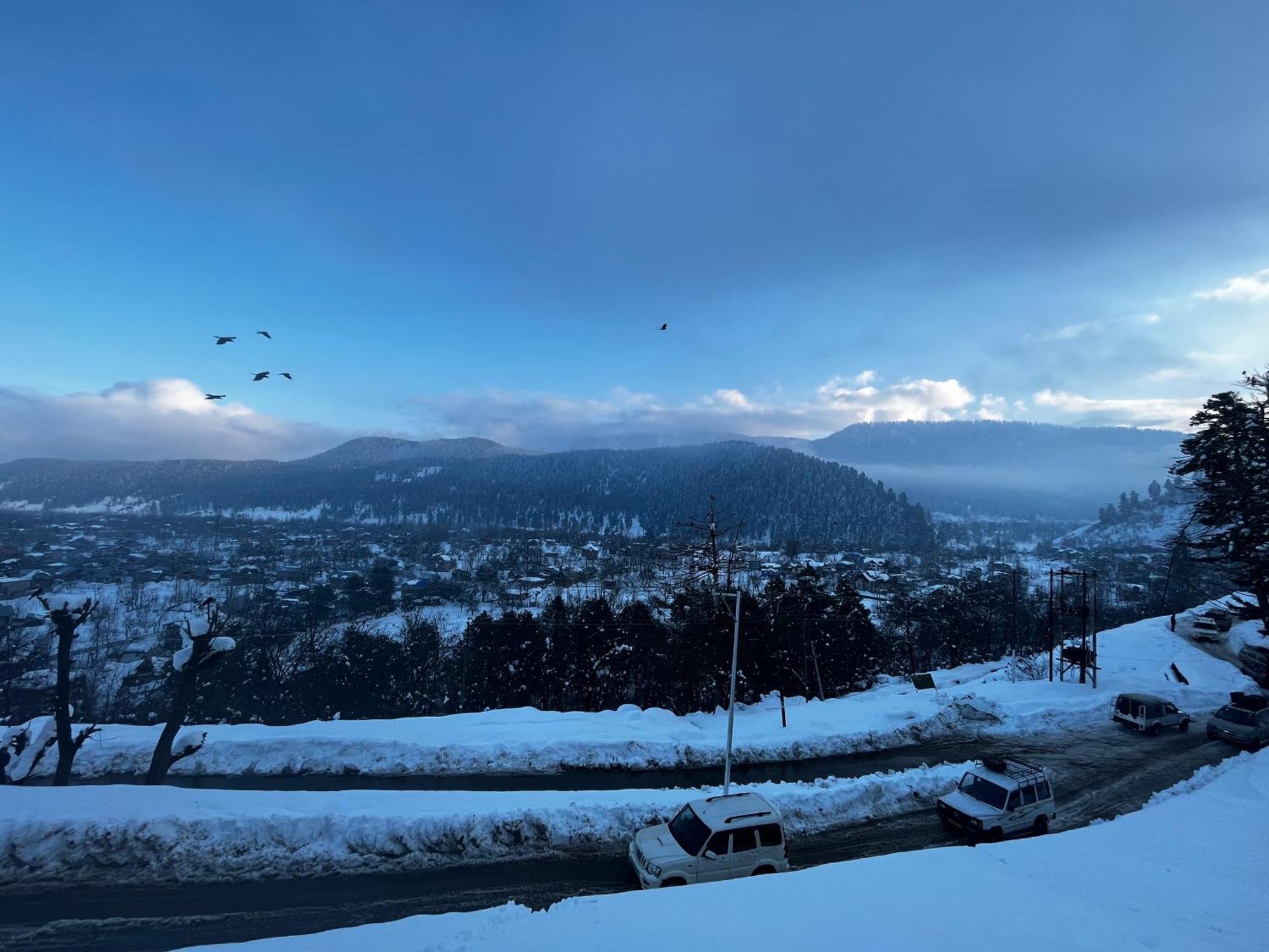 Everest Guest house Gulmarg