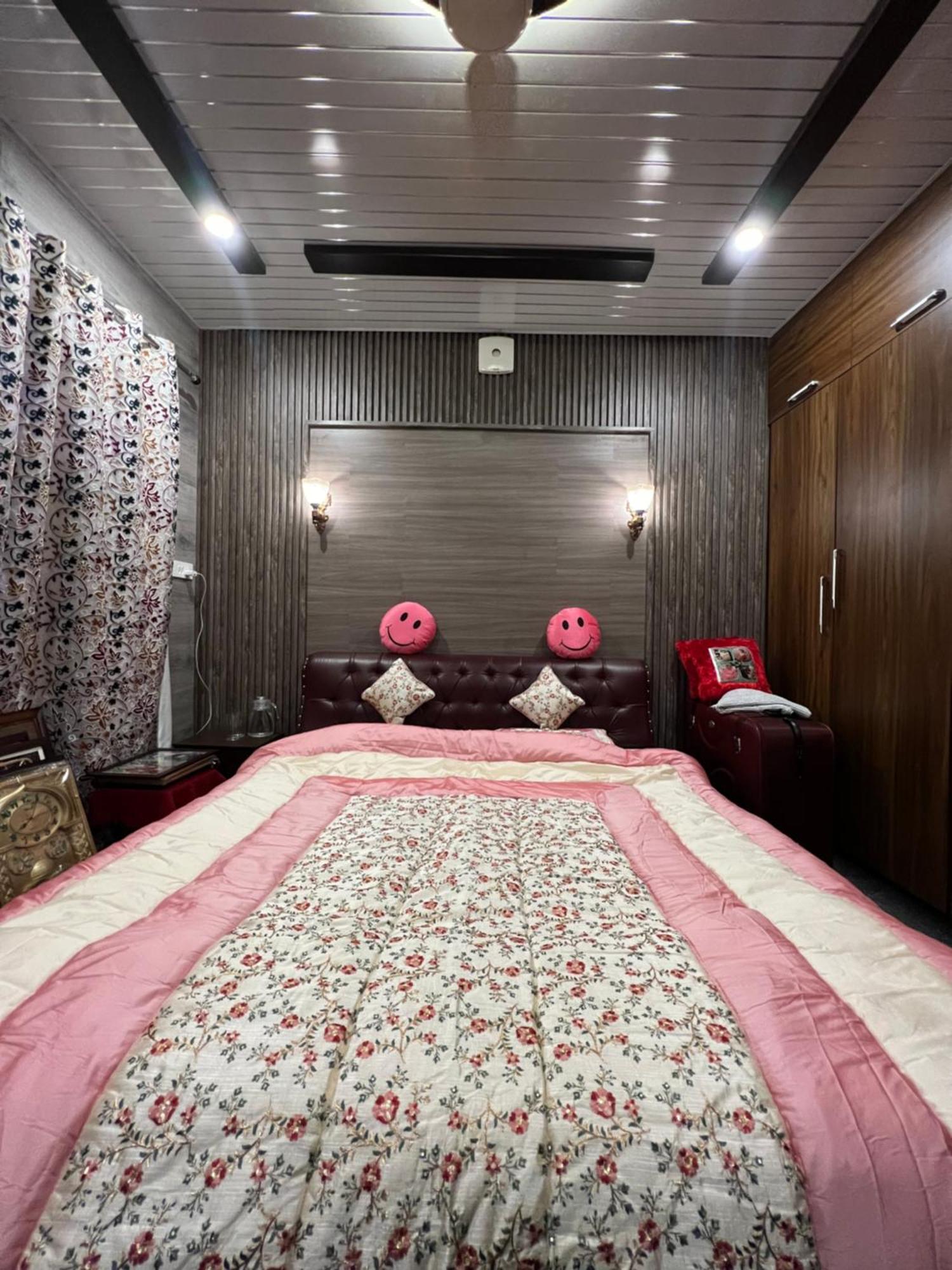 Guest house Everest *