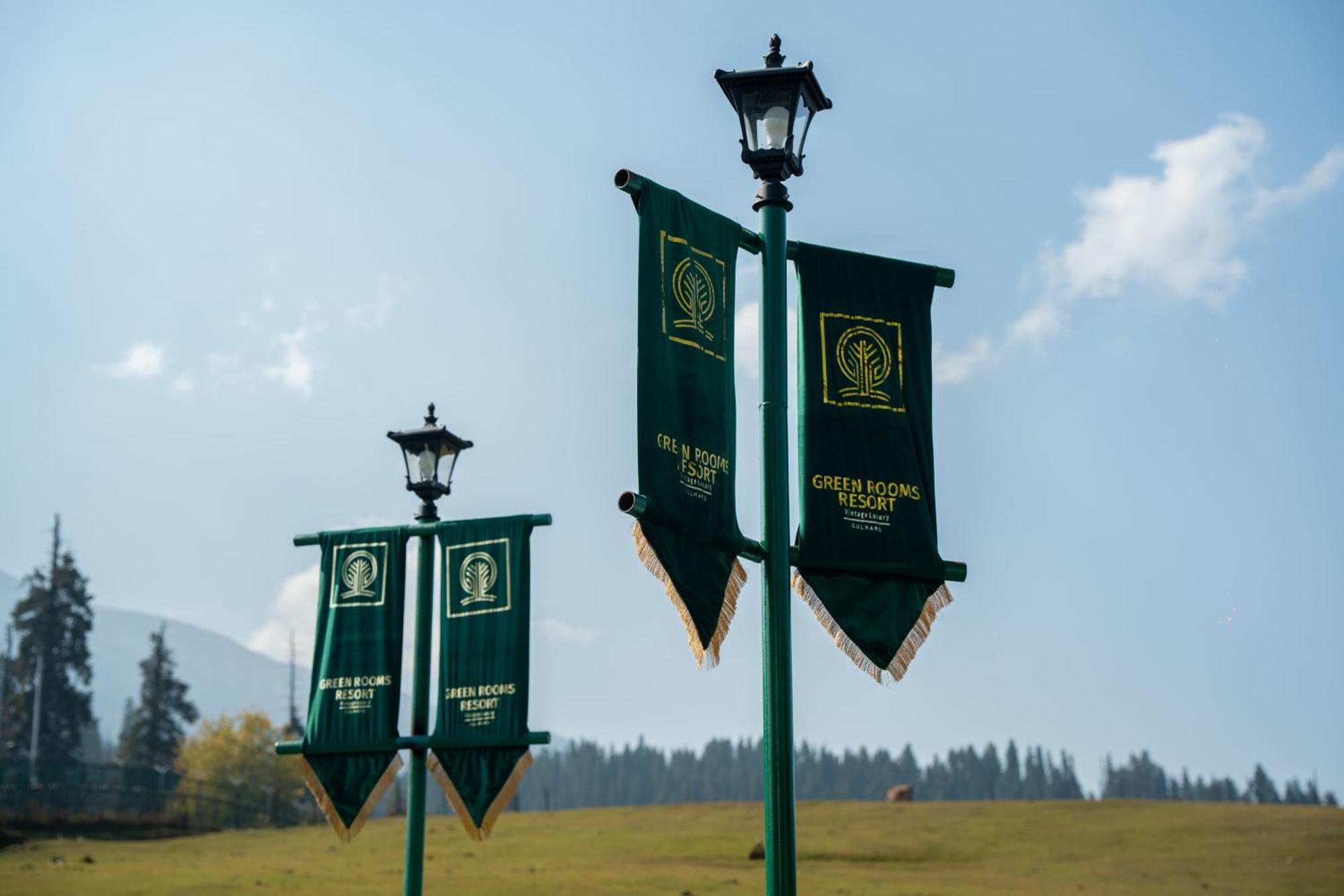 Green Rooms Resort