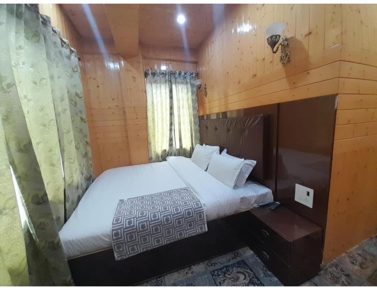 New Kashmir Inn, * Gulmarg