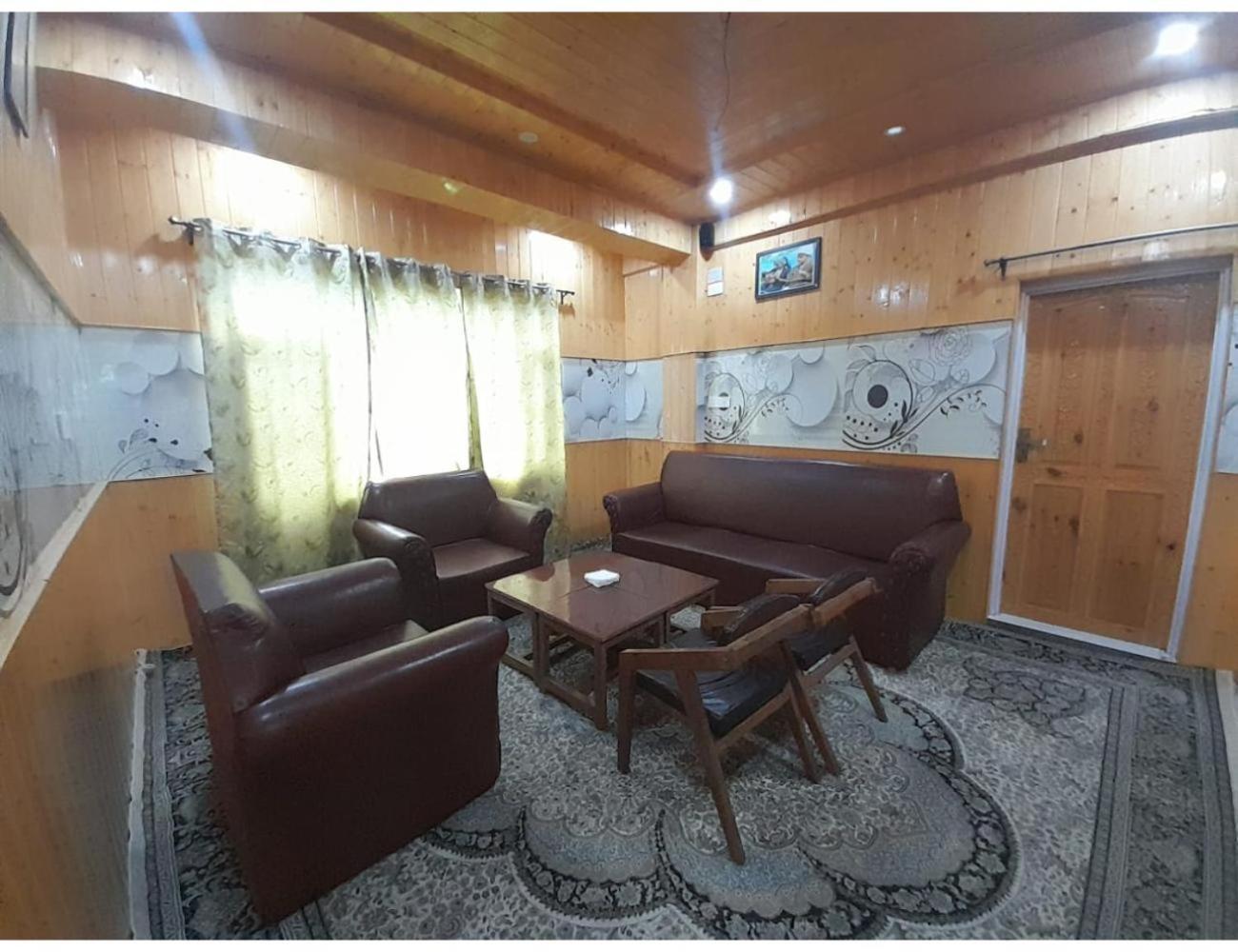 New Kashmir Inn,