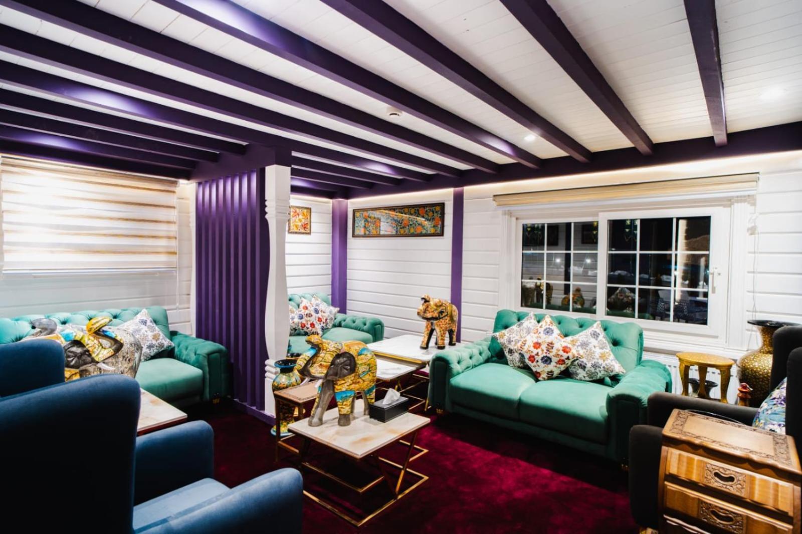Green Rooms Resort
