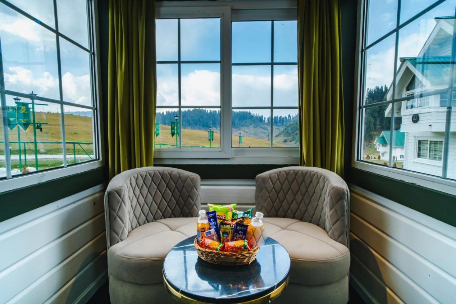 Hotel Green Rooms Resort Gulmarg