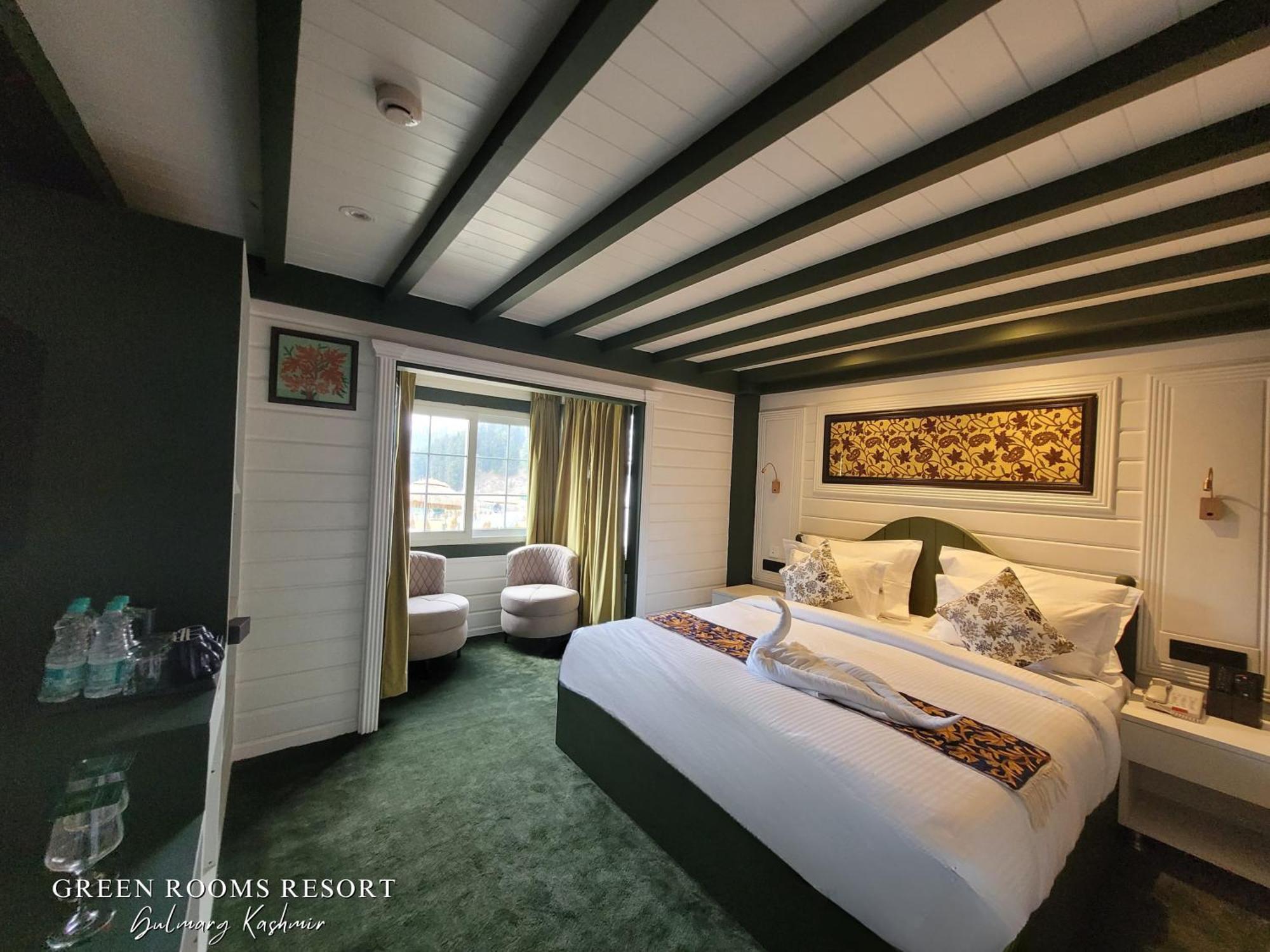 Green Rooms Resort