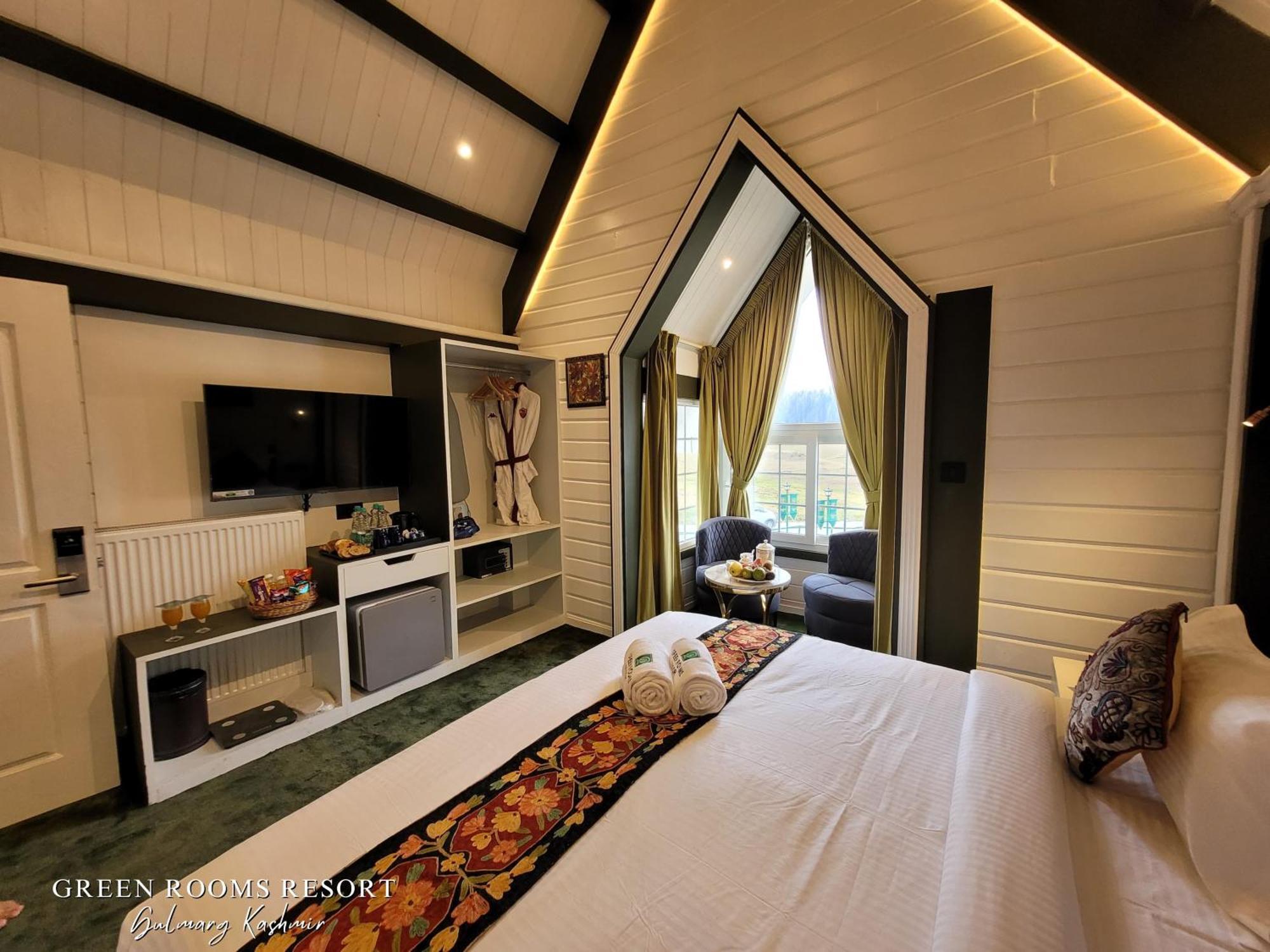 Green Rooms Resort 4* Gulmarg