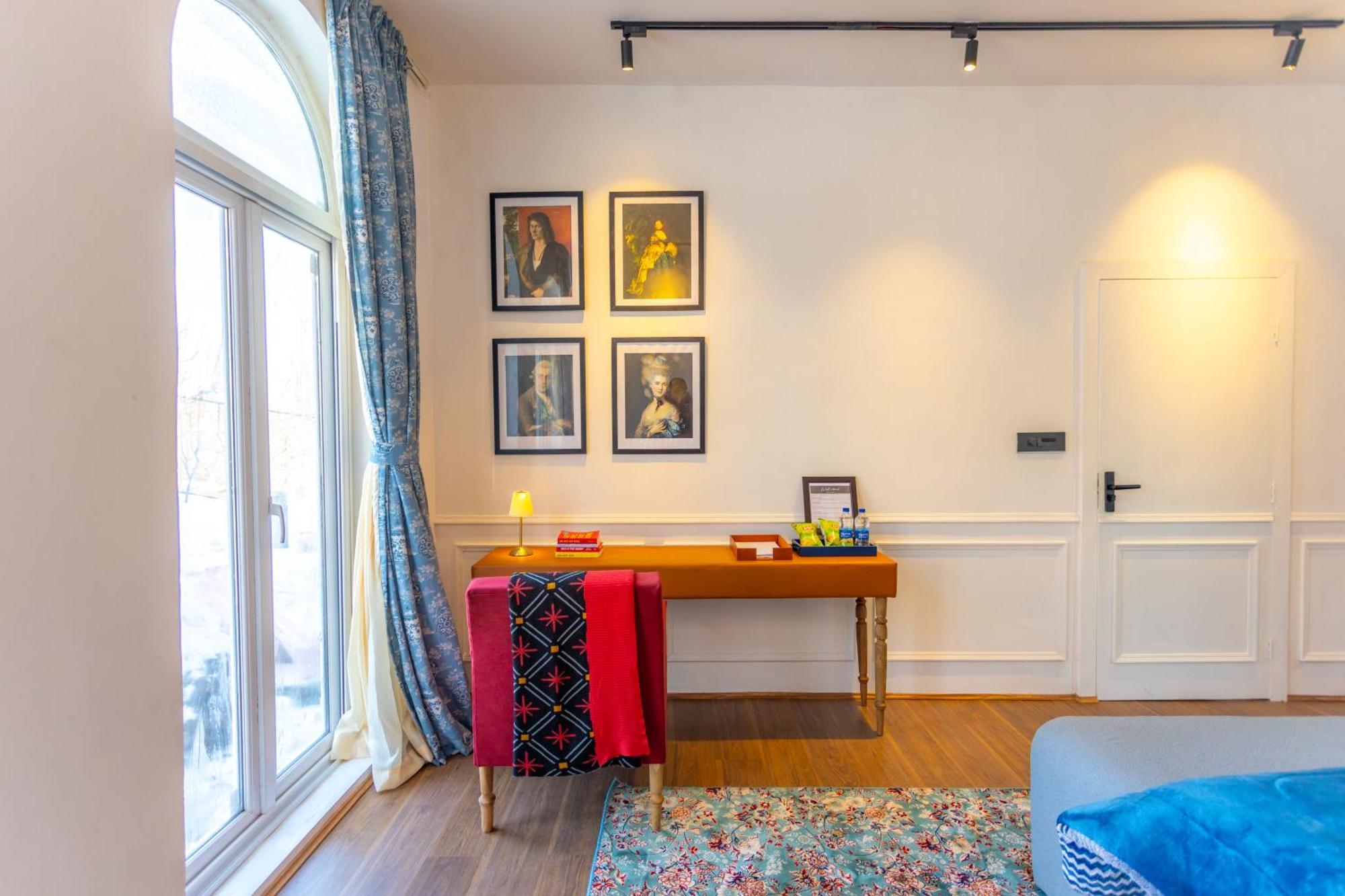 The Zoey Villa, With Central Heating, Bonfire, Bbq & Complimentary Breakfast Holiday home