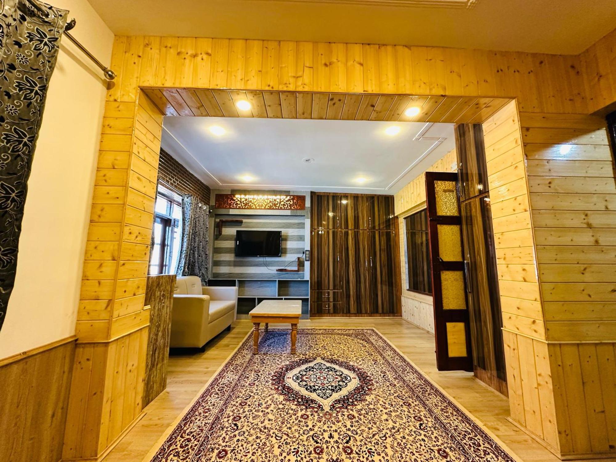 Hotel Id Gulmarg