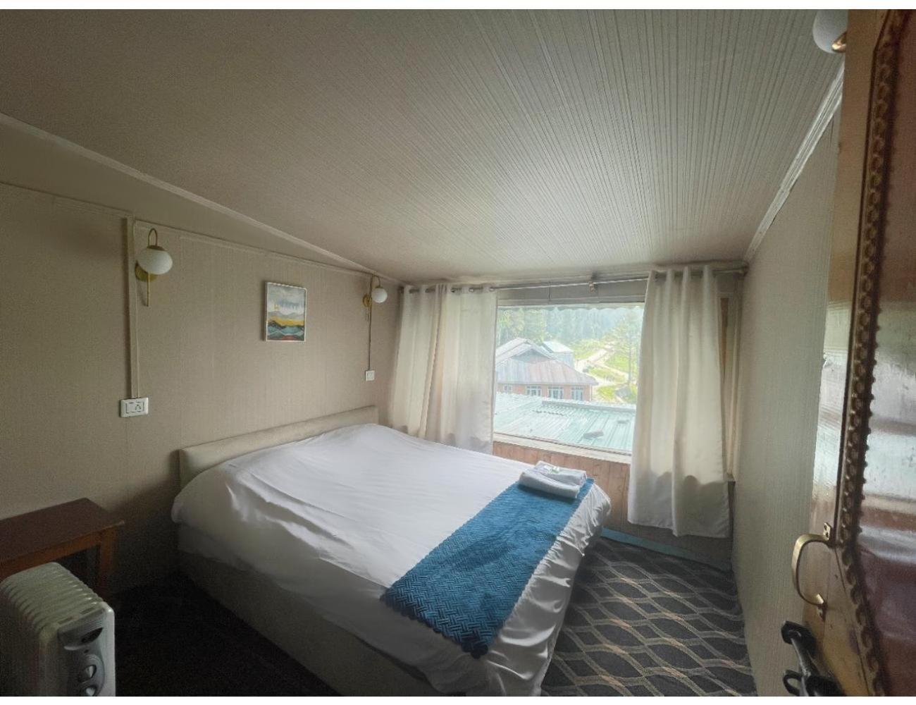 Homestay Global & Restaurant, Gulmarg