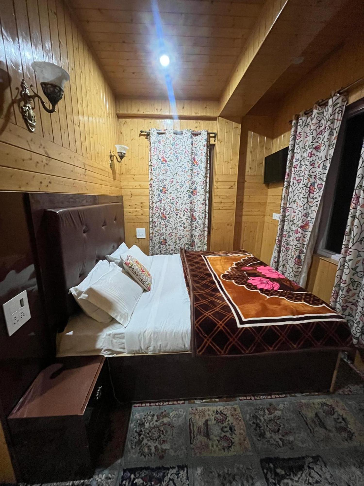 Guest house New Kashmir