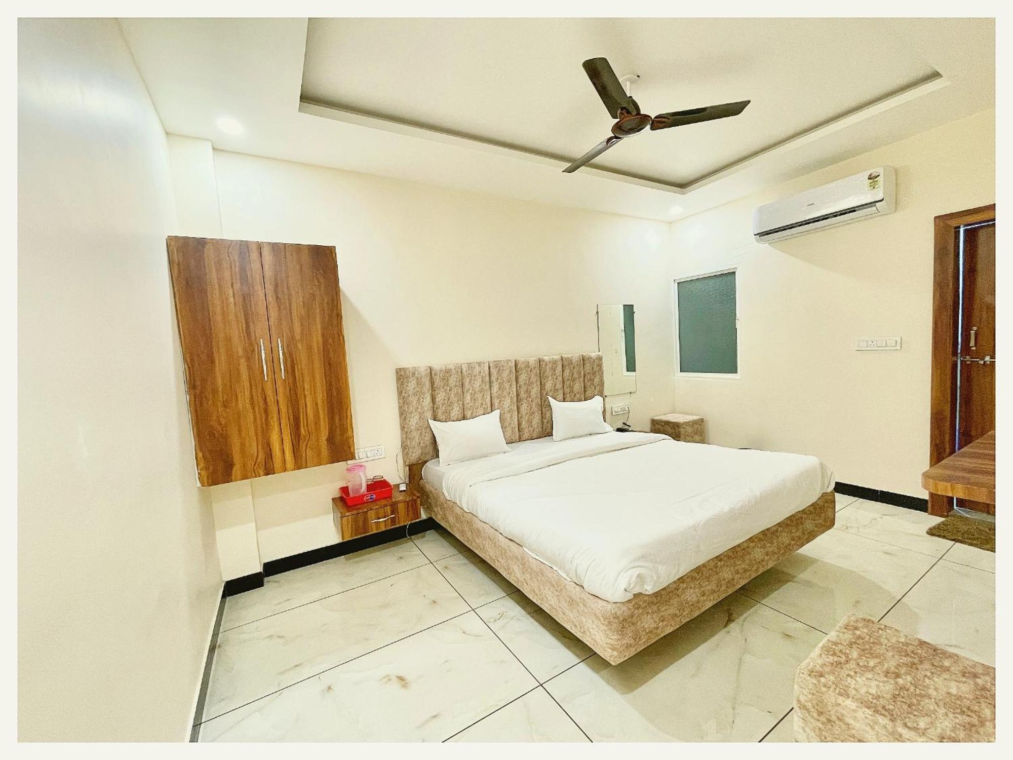 Hotel Shanu Premium 3*