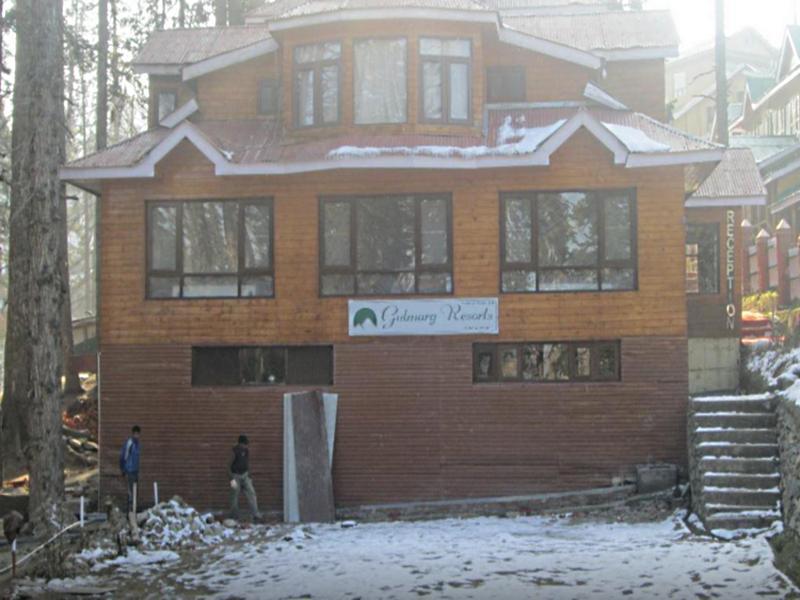 Lux Shanum Gulmarg