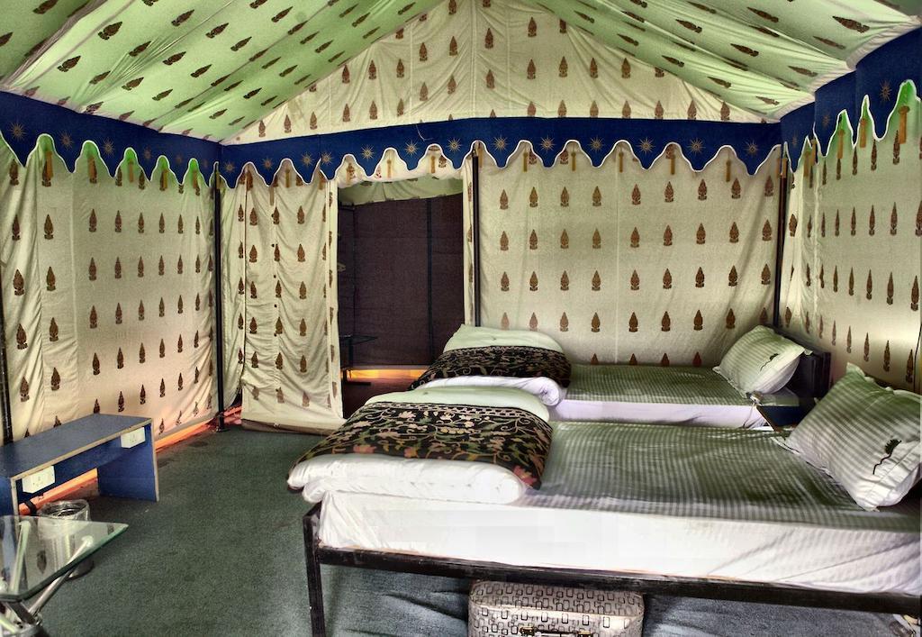 Luxury tent Meadows 2*