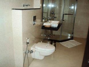Pine Spring Hotel 4*