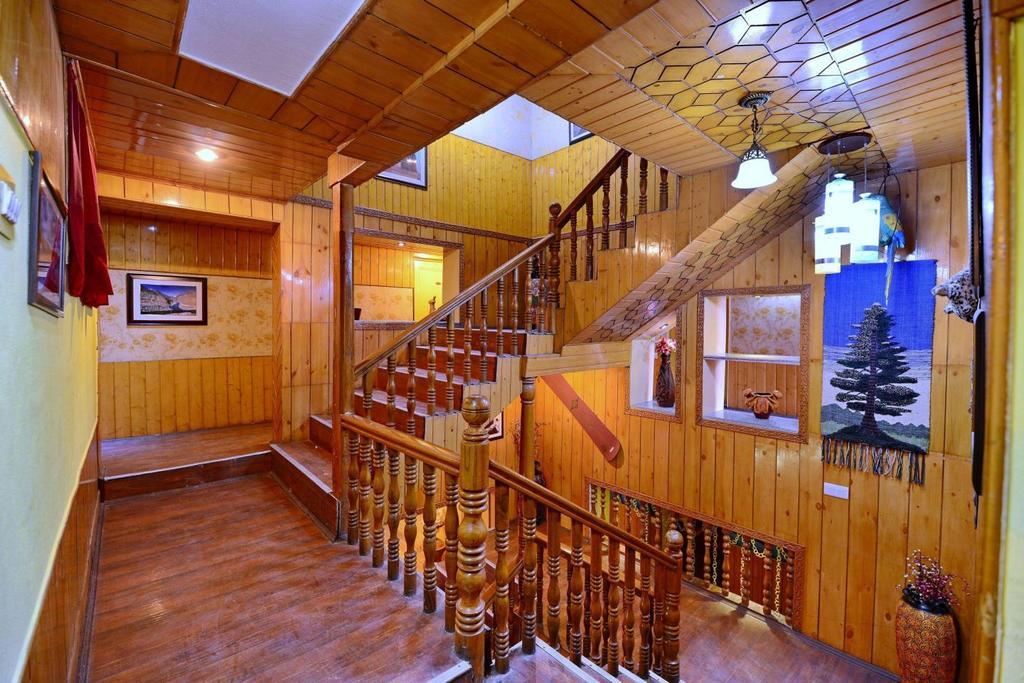 Khaleel Palace Hotel Gulmarg