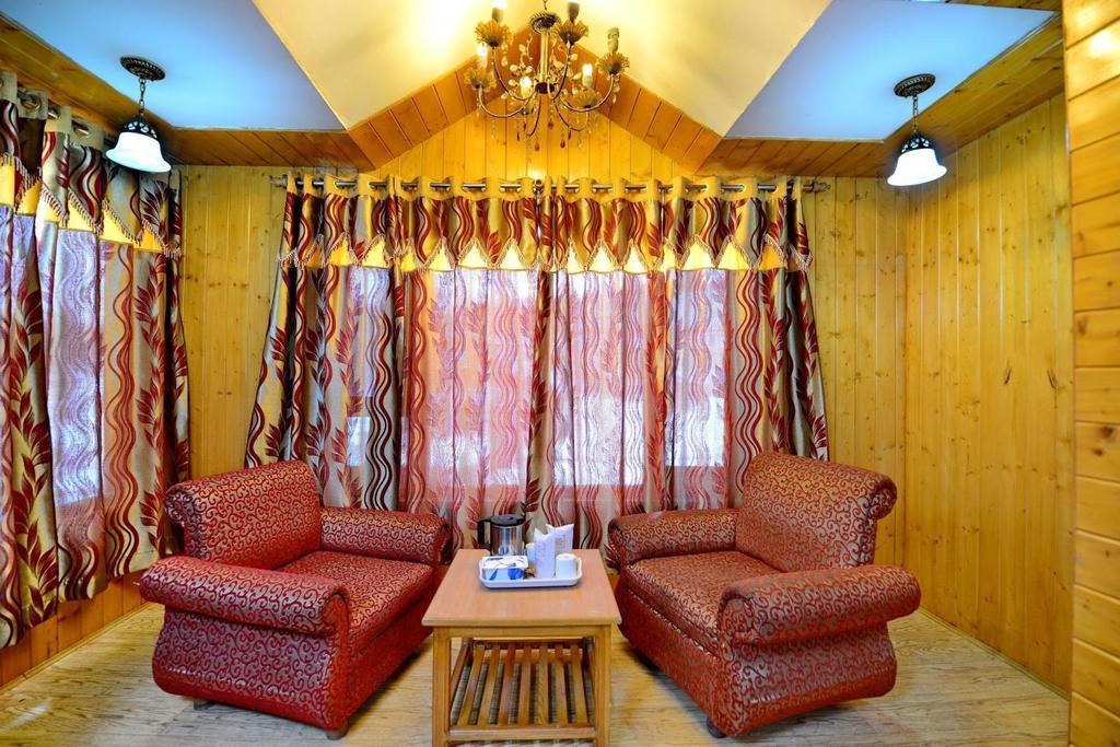 Khaleel Palace 3* Gulmarg
