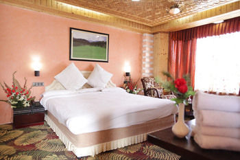 Hotel Lux Shanum