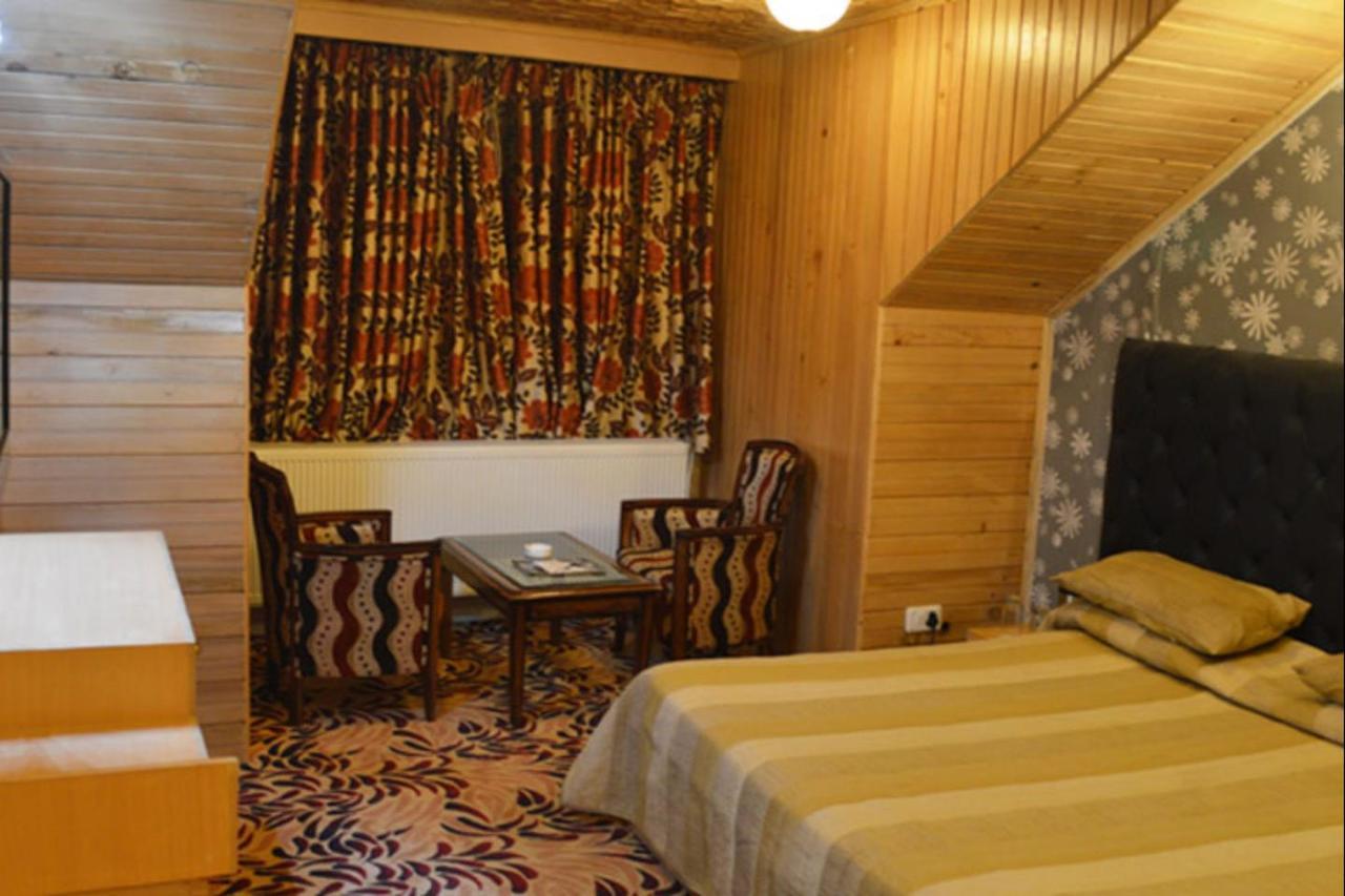 Hotel Hilltop Gulmarg 3*