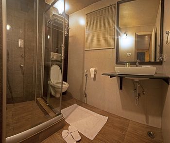 Lodge Nedous Gulmarg