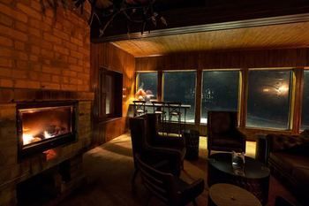Nedous Lodge *