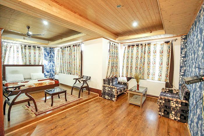 Signature 3* Gulmarg