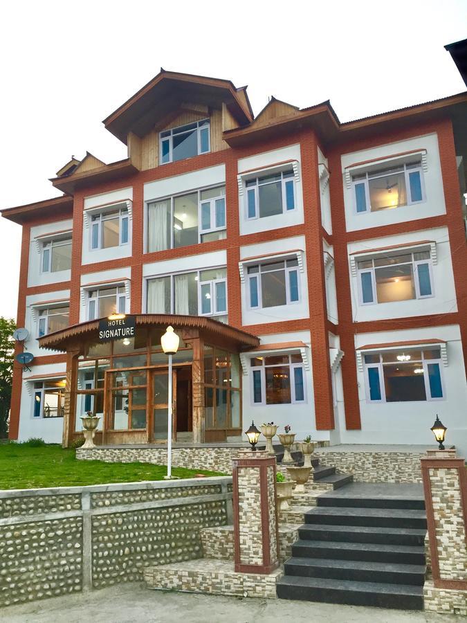Signature Hotel 3*