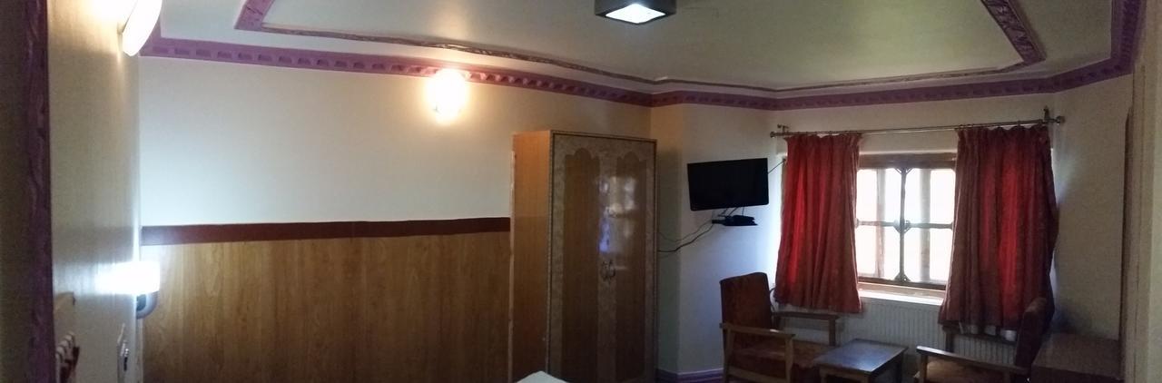 Hotel Gulmarg Inn 2* Gulmarg