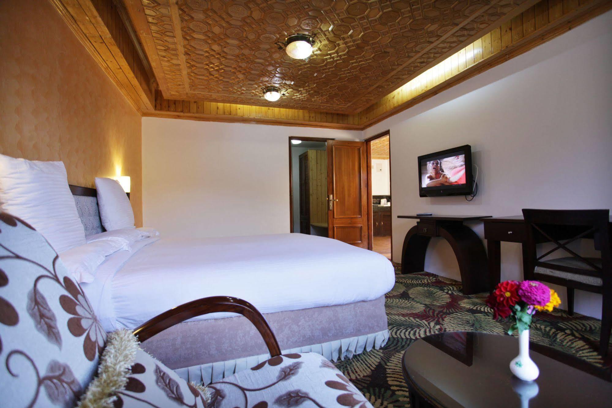 Grand Mumtaz Resorts,gulmarg