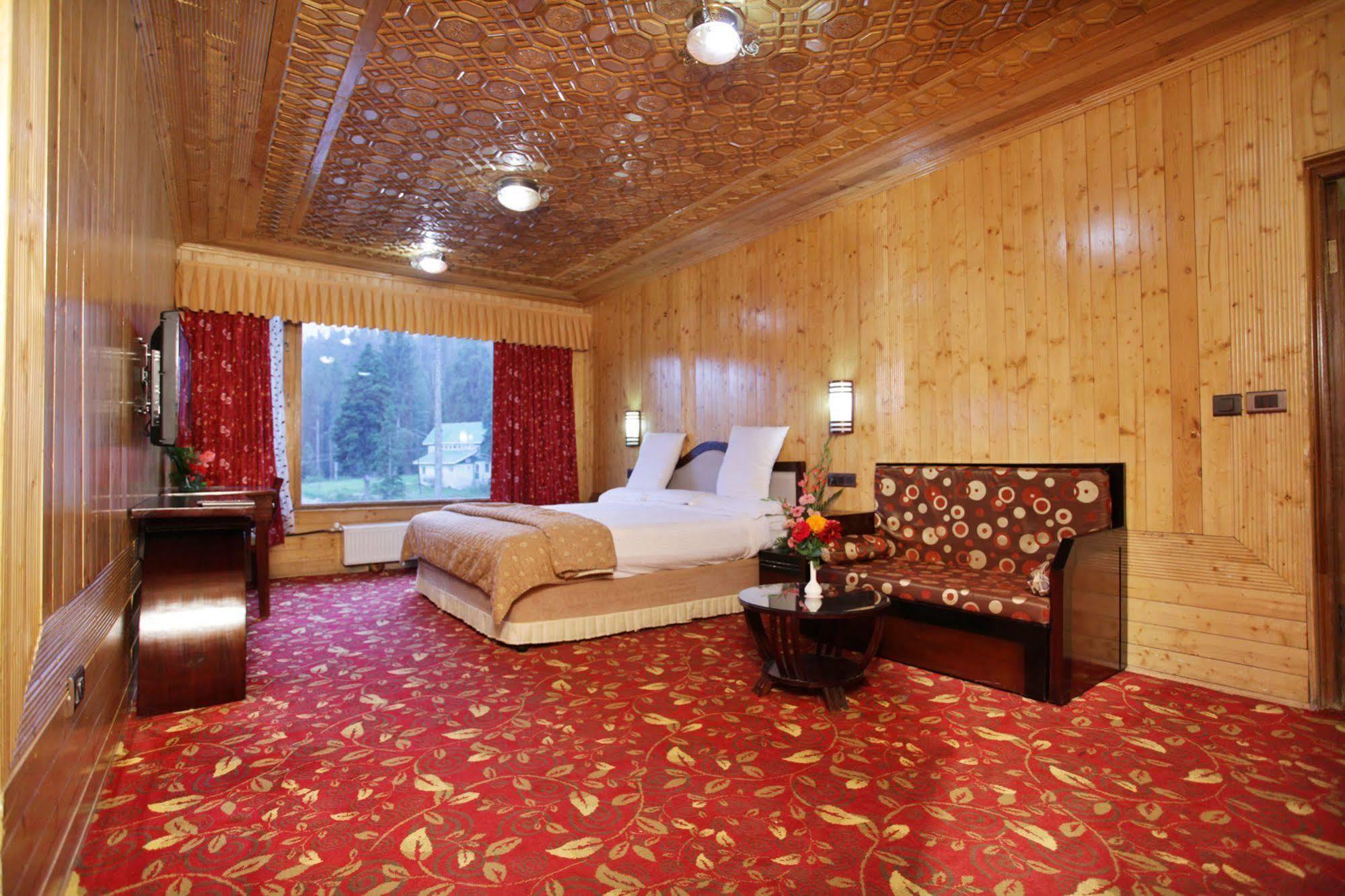 Resort Grand Mumtaz Resorts,gulmarg Gulmarg