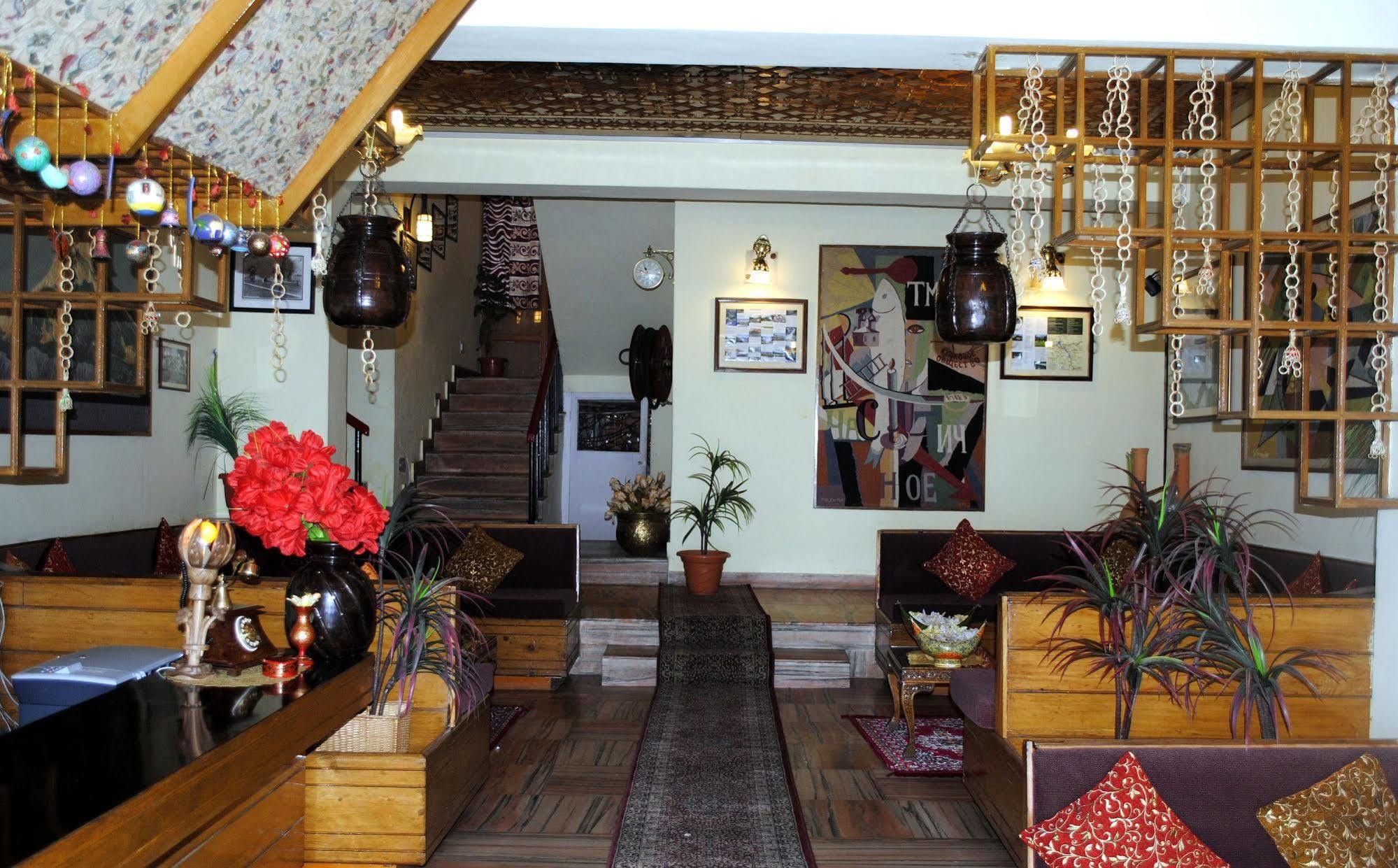 Welcome Hotel 3*