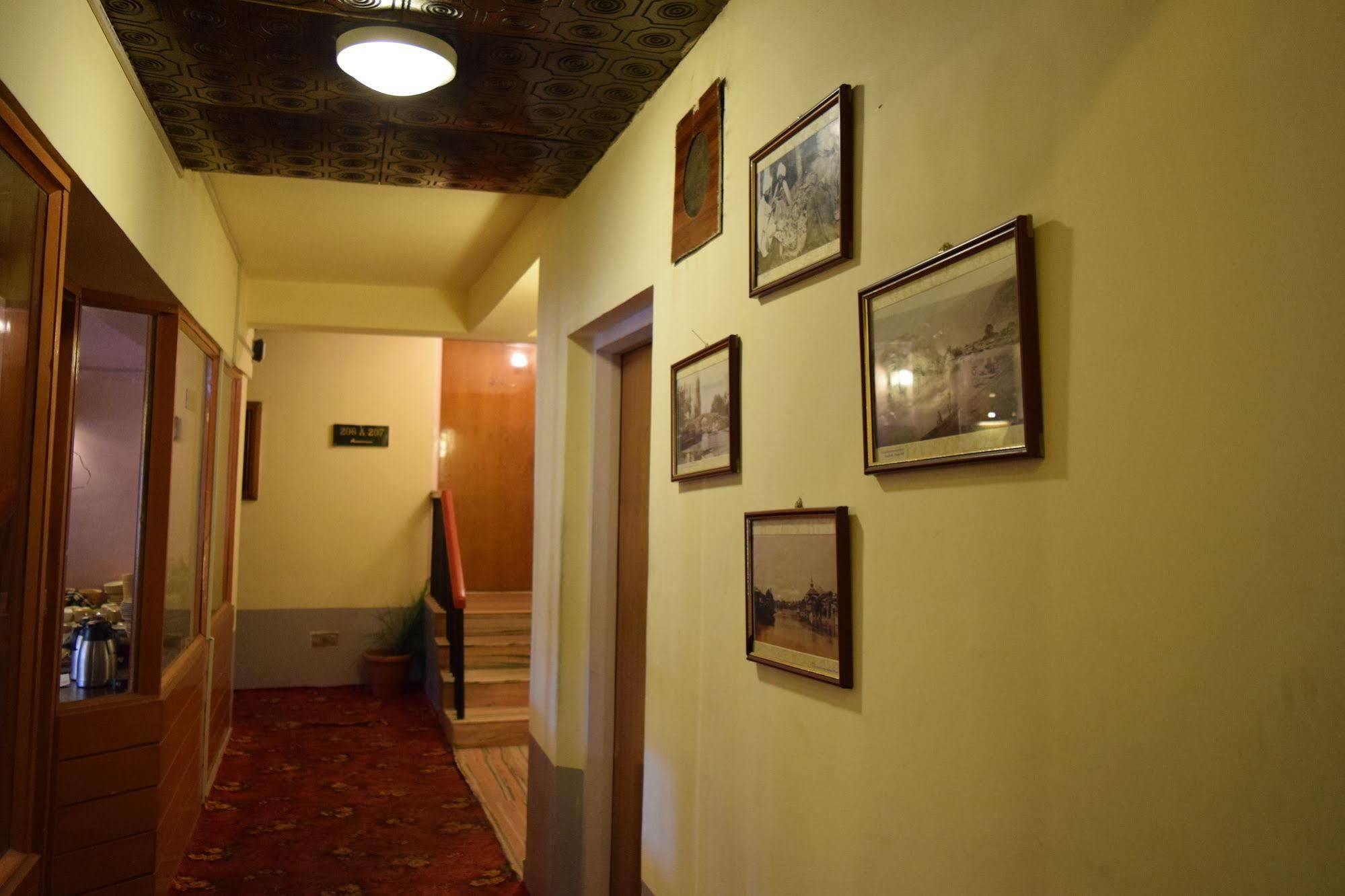 Welcome Hotel