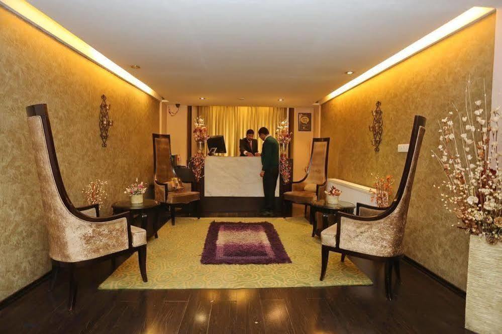 Pine Spring Hotel Gulmarg
