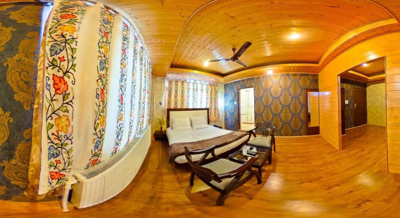 Hotel Signature