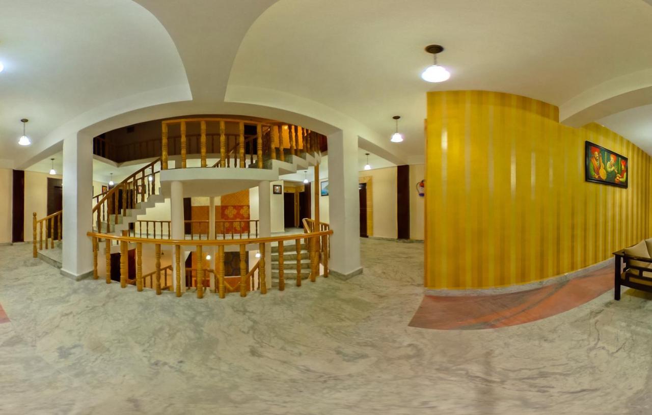 Hotel Signature