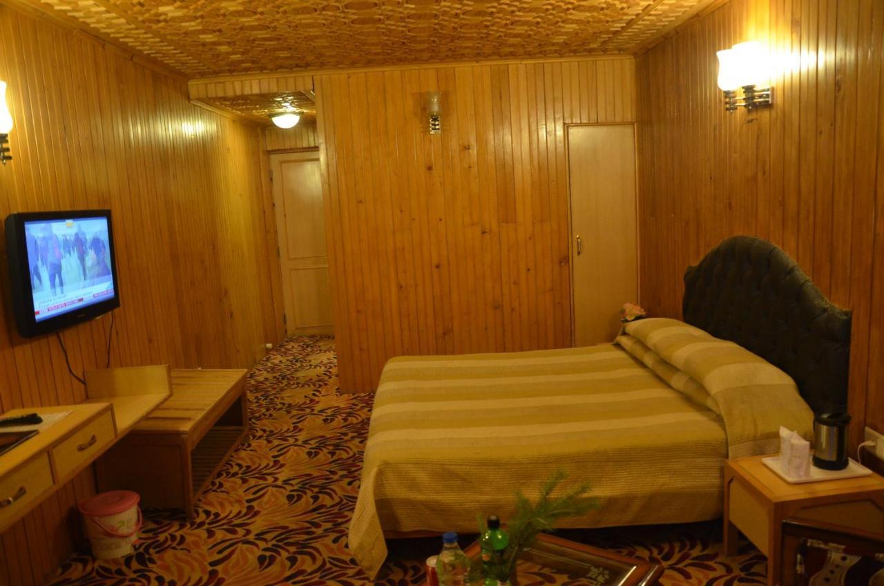 Hilltop Gulmarg