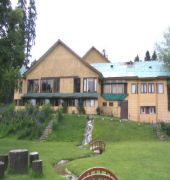 The Pine Palace Gulmarg
