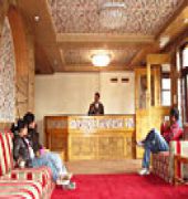 Lux Shanum Hotel